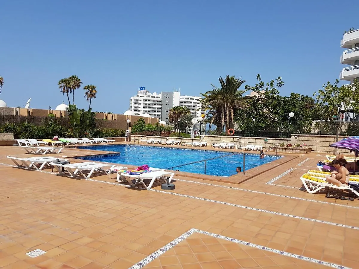 Apartment Borinquen Only 280 Meters To The Beach, Balcony With Sea View, Heated Pool, Wifi Playa de las Americas