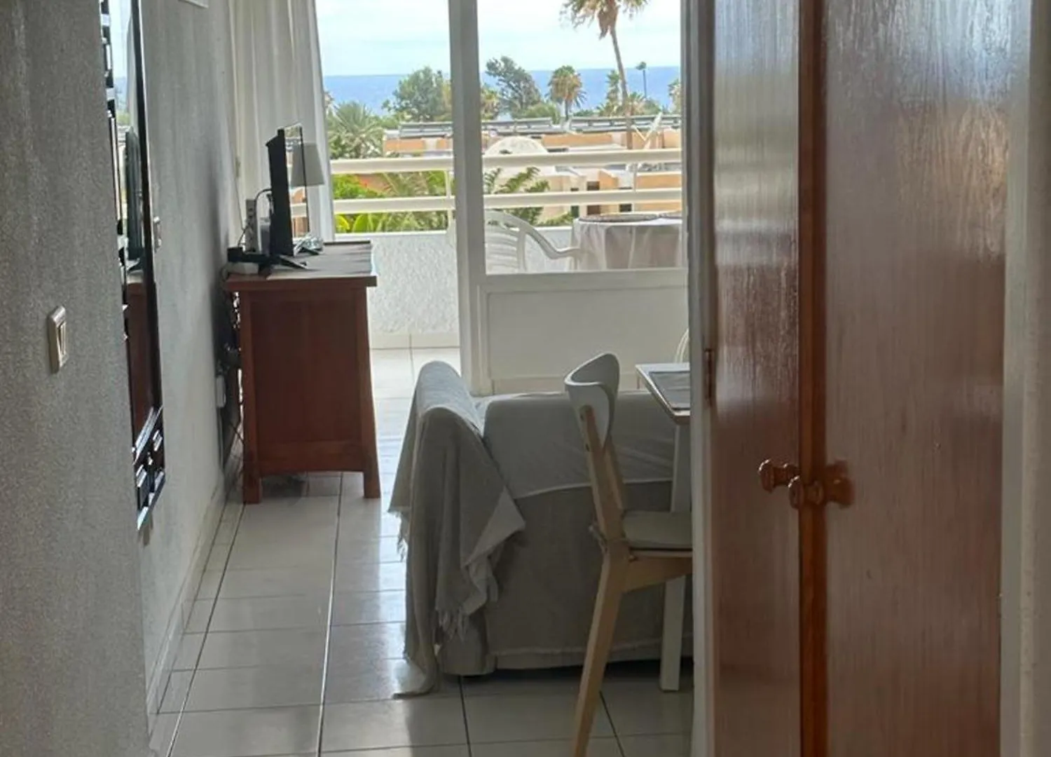 Borinquen Only 280 Meters To The Beach, Balcony With Sea View, Heated Pool, Wifi Playa de las Americas  0*, Playa de las Americas (Tenerife) Spain